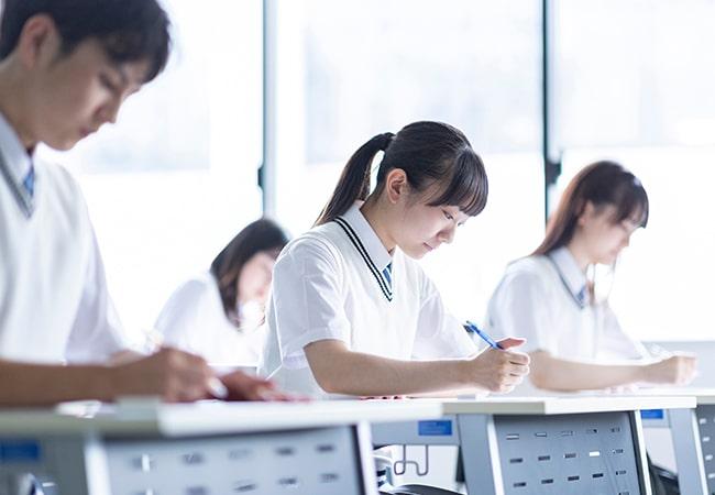 大学受験英語を攻略！英語ステータス判定テストで英語を強みに！